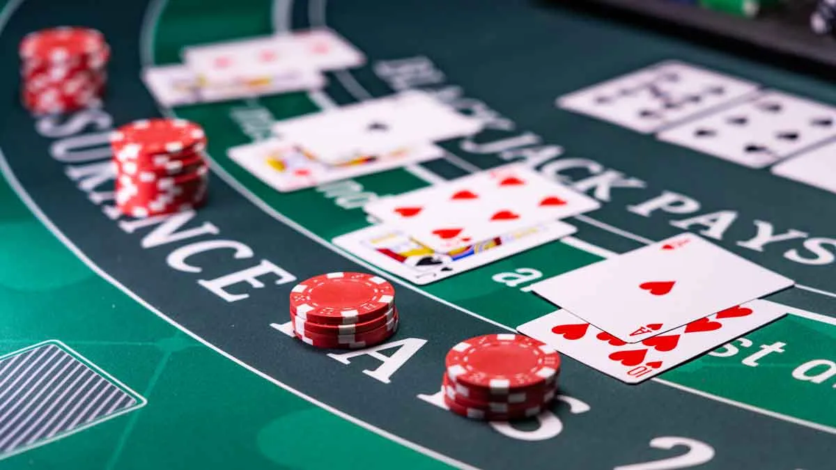 Guia completo de blackjack para iniciantes: regras, estratégias e dicas - 2